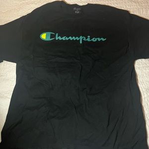 Champion T-shirt
